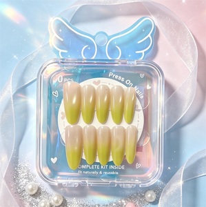 <span class=keywords><strong>Ongles</strong></span> à presser <span class=keywords><strong>en</strong></span> gel souple de luxe, longs, forme <span class=keywords><strong>amande</strong></span>, vert clair dégradé, effet œil de chat, faux <span class=keywords><strong>ongles</strong></span> réutilisables, 10 pièces, vente <span class=keywords><strong>en</strong></span> gros - Product Image 3