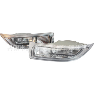Faros Antiniebla para Toyota Sienna Modelo 2005 81220-AE010 Lámpara Halógena Delantera - Product Image 1