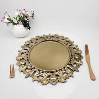Assiettes de présentation classiques en plastique doré de 13 pouces à motif végétal pour la décoration de mariages et de fêtes, achat en gros direct usine