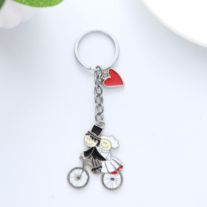 Vente en gros de porte-clés souvenirs porte-clés pour mariés et mariés, cadeaux de mariage, de fête d'amis et d'enfants, porte-clés personnalisés en métal - Product Image 6