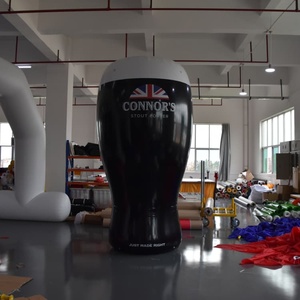 Réplique géante de <span class=keywords><strong>verre</strong></span> à bière Stout Porter de Connor - Accessoire de présentation promotionnel surdimensionné pour les bars et les magasins de vente de bière - Product Image 5