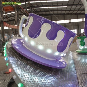 Atracción de 6 tazas con remolque, equipo de parque de atracciones portátil grande para exteriores - Product Image 4