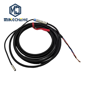 Sensores de proximidad KEYENCE EM-030 con amplificadores en el cable, f3, NPN, nuevos y originales - Product Image 1