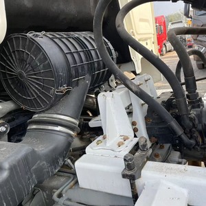 Howo 8x4搅拌罐 | 大容量混凝土运输，建筑项目的核心选择 - Product Image 4