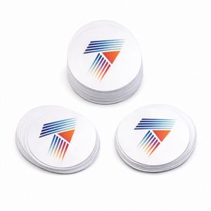 สติกเกอร์ไวนิลทรงกลมแบบกำหนดเอง สติกเกอร์โลโก้แบรนด์แบบไดคัท กันน้ำ ฉลาก PVC สำหรับบรรจุภัณฑ์ - Product Image 1