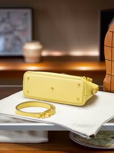 Sac Boston minimaliste en cuir véritable pour femmes, grande capacité, sac à bandoulière, sac à main en cuir de vachette - Product Image 6