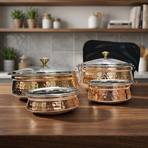 Ensemble de plats ronds en acier inoxydable et cuivre martelé avec couvercle, design moderne, vaisselle en métal écologique pour usage domestique - Product Image 1