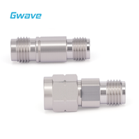 Adaptateur RF à ondes millimétriques haute fréquence SMA vers 2,4 mm en acier inoxydable DC-26,5 GHz avec VSWR <1,15 et impédance 50 Ohm pour tests en laboratoire