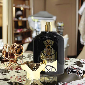 Collection privée de bouteilles de <span class=keywords><strong>parfum</strong></span> noires multifonctionnelles pour hommes de la chaîne d'approvisionnement mondiale avec un design élégant en brume - Product Image 2