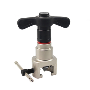 45 °   Outil d'expansion de tubes de climatisation manuel/électrique excentrique avec plaques de serrage antidérapantes indépendantes - Product Image 2