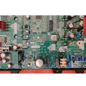 บอร์ดควบคุมเครื่องปรับอากาศ Hisense Hitachi York รุ่น A10721210H INV205-A13F48A สำหรับเครื่องปรับอากาศแบบรวมศูนย์ - Product Image 2