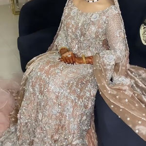 Atiya libas ชุดเจ้าสาวตกแต่งด้วยลูกปัดหนาอินเดีย/ปากีสถานความยาวถึงพื้น lehenga choli ชุดเจ้าสาวปัก zardozi ในอะซิเตทสำหรับงานแต่งงาน - Product Image 1