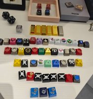 Custom Keyboard CNC Machining Injection Molding Keycaps for Double Anodized Aluminum with Hellcat/Tiger/Reaper/Jump Man Logo