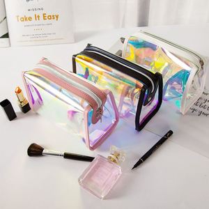 กระเป๋าเครื่องสำอางใสแบบโฮโลแกรม TPU กันน้ำ กระเป๋าเครื่องสำอางเลเซอร์สีรุ้ง กระเป๋าใส่ของใช้ในห้องน้ำสำหรับเดินทาง ผ่านการตรวจสอบความปลอดภัยสนามบิน  รับสกรีนโลโก้ - Product Image 4