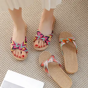 Classic and fashionable stripe designs summer breathable simple ladies slippers flat sandals slides linen slippers for women men