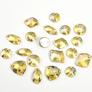 Oleeya พลอยเทียมพรีเมี่ยมรูปทรงผสม20ชิ้น5A งานเย็บบนหิน K9พลอยเทียมสำหรับอุปกรณ์ตัดเย็บเสื้อผ้า - Product Image 5