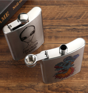 T4 Venta al por mayor Logotipo personalizado 8oz Impresión Petaca Hombre Alcohol Whisky <span class=keywords><strong>Vino</strong></span> Olla Botella Petacas Acero inoxidable - Product Image 5