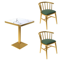 Ensemble de sièges et de chaises de restaurant modernes, mobilier commercial, banquettes en cuir vert de luxe avec table en marbre pour café et salle à manger
