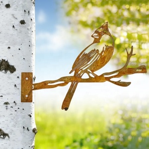 Ornements de jardin : Coccinelle, Caterpillar Girl, Loup, Danseur moderne, Nain, Pingouin, Articles, Œuvre rouillée, Aigle, Phoque - Product Image 2