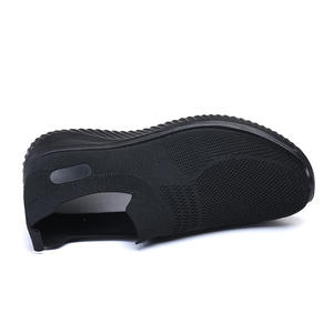 Calzado Deportivo Casual para <span class=keywords><strong>Hombre</strong></span>, Estilo <span class=keywords><strong>Slip</strong></span>-On, Suela Suave Antideslizante, Parte Superior de Malla Transpirable, Diseño Sólido, Venta al Por Mayor, Precio de Fábrica - Product Image 4