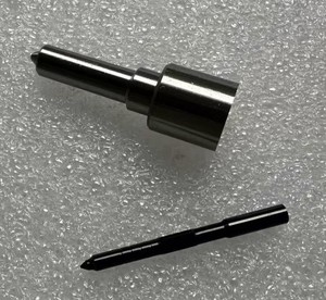 Chất lượng cao DIESEL phun nhiên liệu thành phần <span class=keywords><strong>Common</strong></span> <span class=keywords><strong>Rail</strong></span> 154p1320 0433175395 vòi phun 0445110170 0445110181 - Product Image 1