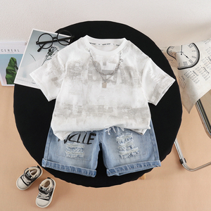 Fabricantes de Roupas Infantis Masculinas: Conjunto de Verão <span class=keywords><strong>2026</strong></span> com Camiseta Estampada e Shorts Jeans (2 Peças) - Roupa Infantil com Estampa de Personagem Chinês - Product Image 3