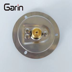 Manômetro de Pressão com Montagem Traseira e Três Furos, Preenchido com Líquido, para Hidráulica, Atacado de Fábrica - Product Image 4