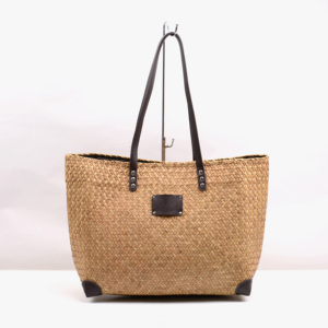 Sac de plage en paille grand format pour le shopping en ligne avec poignée en PU et renforts, sacs à main faits à la main, sac d'été quotidien pour femme, sac en paille - Product Image 1
