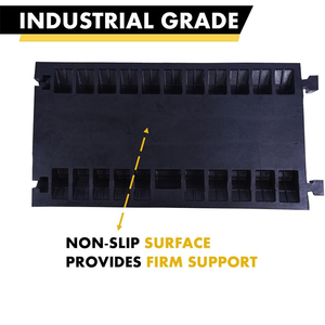 Protecteur de câble pour événements en plein air avec bandes de sécurité réfléchissantes jaune-noir - Product Image 2