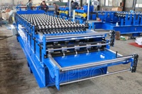 Machine de fabrication de toitures métalliques entièrement automatique, machine de formage à froid de tôles colorées à double couche
