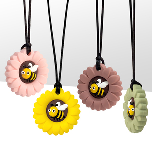 Pendentif sensoriel en silicone personnalisé Tournesol Abeille avec chaîne en corde pour enfants, idéal pour la dentition, le TDAH, l'autisme et la stimulation orale - Vente en gros - Product Image 1