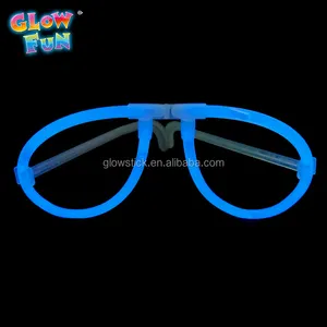 Gözlük Light Up parti gözlüğü yeni yıl arifesinde Glow-in-The-Dark parti malzemeleri Neon yanıp sönen gözlük karnaval güneş gözlüğü