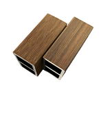 Poutres et tubes brossés 60x42mm en WPC (bois composite) étanches 42mm pour extérieur, technique de co-extrusion plastique-bois, vente chaude
