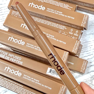 <span class=keywords><strong>Crayon</strong></span> <span class=keywords><strong>à</strong></span> <span class=keywords><strong>lèvres</strong></span> mat effet peptidique avec finition naturelle 0,75 g – Couleur effet flou et soin haute performance - Product Image 1