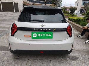 Guazi <span class=keywords><strong>Precio</strong></span> barato <span class=keywords><strong>MINI</strong></span> Gasolina 1,5 Coche <span class=keywords><strong>usado</strong></span> FWD 5 Asientos - Product Image 3