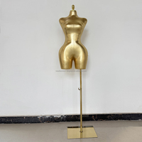 Mannequin de présentation féminin BBL aux formes généreuses, hanches larges, style brésilien, en cuir doré, demi-corps, grande taille, en promotion