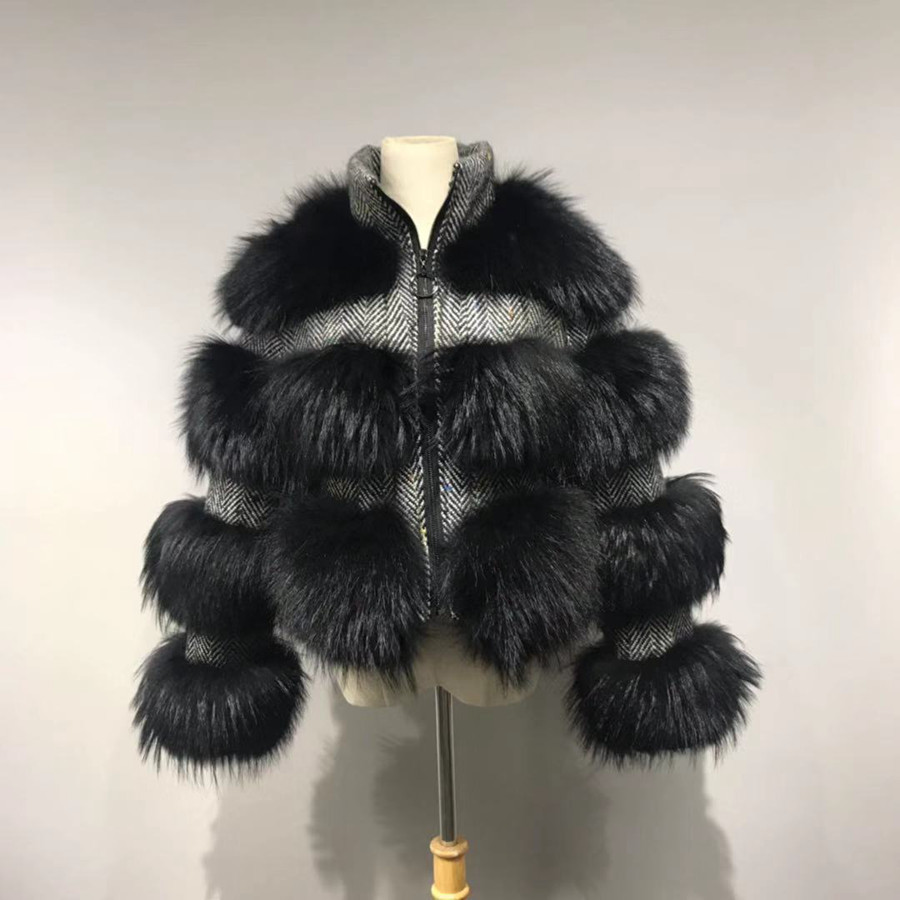 raccoon fur black