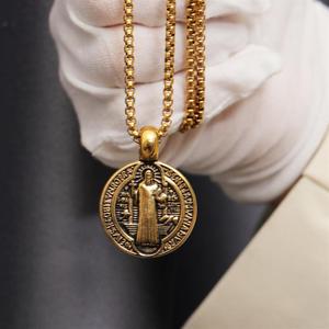<span class=keywords><strong>Collier</strong></span> pendentif médaillon en métal religieux rond avec croix de Jésus, Saint Benoît, bijoux catholiques - Product Image 4