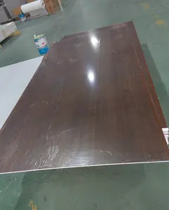 Produttore cinese della fabbrica dell'armadio dell'armadietto del WPC di tavole impermeabili della decorazione interna prezzo di fabbrica ragionevole buona qualità