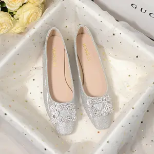 Vendita calda sandali piatti per le donne eleganti scarpe di cristallo a punta basse scarpe basse basse donne incinte damigelle da sposa scarpe