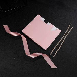 Logo ve kolları ile çevre dostu toptan özel kağıt hediye çantası - Product Image 5