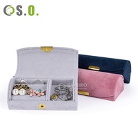 Vente chaude Style Simple Voyage Boîte À Bijoux Organisateur Mini Velours Boîte À Bijoux Avec Logo Personnalisé Accessoire De Mode Organisateur