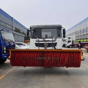 Camion-citerne à eau Dongfeng T5 Cabine 6x4, 5T à l'avant, 10T à l'arrière, réservoir de 20000L pour l'irrigation des jardins municipaux - Product Image 5