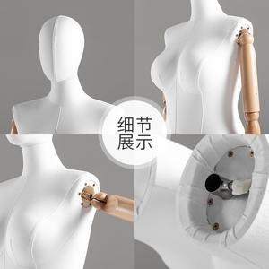 Mannequins demi-corps en bois OEM ODM pour femmes grandes tailles avec tête pour vitrine de magasin de vêtements - Product Image 5