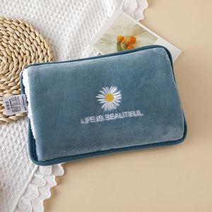 Calentador de manos Paquete de calor lindo recargable eléctrico <span class=keywords><strong>bolsa</strong></span> de agua caliente seguridad piel de conejo reutilizable botella de agua caliente calentador de manos - Product Image 3