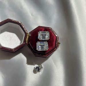 Boucles d'oreilles clous rectangulaires Dylam haut de gamme, en zircone 5A de 4 carats, taille pagode, 8*10mm, bijoux fins - Product Image 5