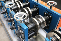 Machine à poinçonner les coins des murs, appareil de modelage de profil métallique, pour un plafond galvanisé, c-u