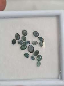 Alexandrite naturelle facettée de formes variées pour la fabrication de bijoux, provenant des mines indiennes, pierre rare à changement de couleur, 2-5mm, 200ct - Product Image 2