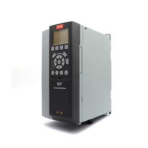 Convertidor de Frecuencia VFD Original 131X0614 VLT 2807, Controlador de Motor, Automatización Industrial - Product Image 1