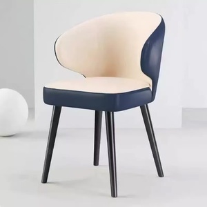 Silla de Comedor Moderna Ergonómica Tapizada en Cuero Sintético con Respaldo Curvo Giratorio y Patas de Metal para Hogar y Oficina - Product Image 1